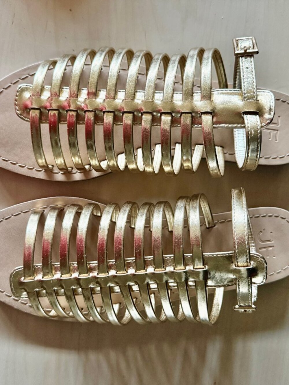 JF Women's Gold Gladiator Flat Sandals Metallic Strappy Ankle Buckle